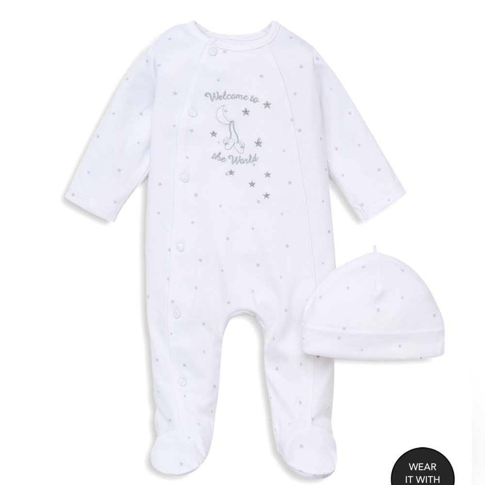 🌟3 for $19🌟 NWT Unisex Welcome to the World Footie & Hat Set